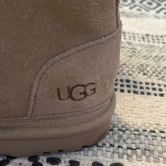 UGG Tan Ankle Boots with Warm Lining - Picture 4 of 8